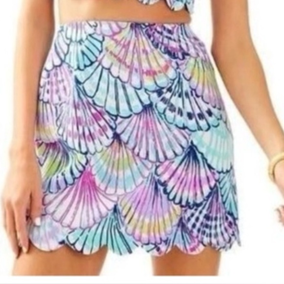 Lilly Pulitzer Dresses & Skirts - Lilly Pulitzer - women’s mini skirt Seashell Caden Scalloped hem multicolored 6